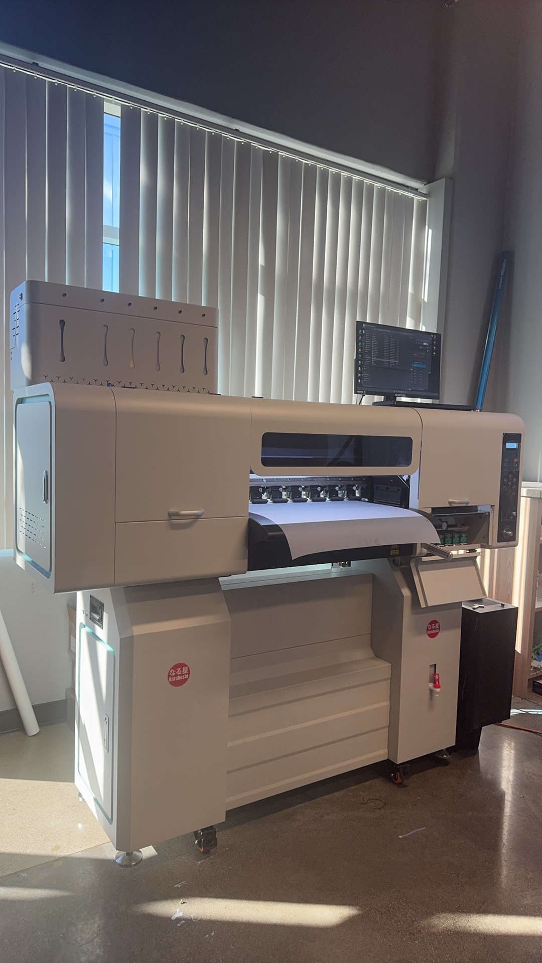 Member Deals Naruhoshi DTF605, 5th Gen, 5 heads i3200 with 1,000 ft film holder + Shaker All brand new with US local support - Image 4